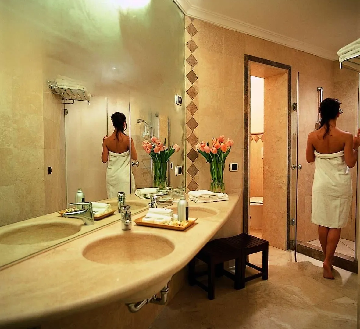 מרינה די קסטנייטו קרדוצ'י Tombolo Talasso Resort מלון