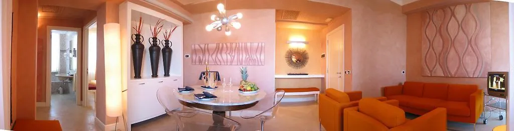 מרינה די קסטנייטו קרדוצ'י Tombolo Talasso Resort מלון