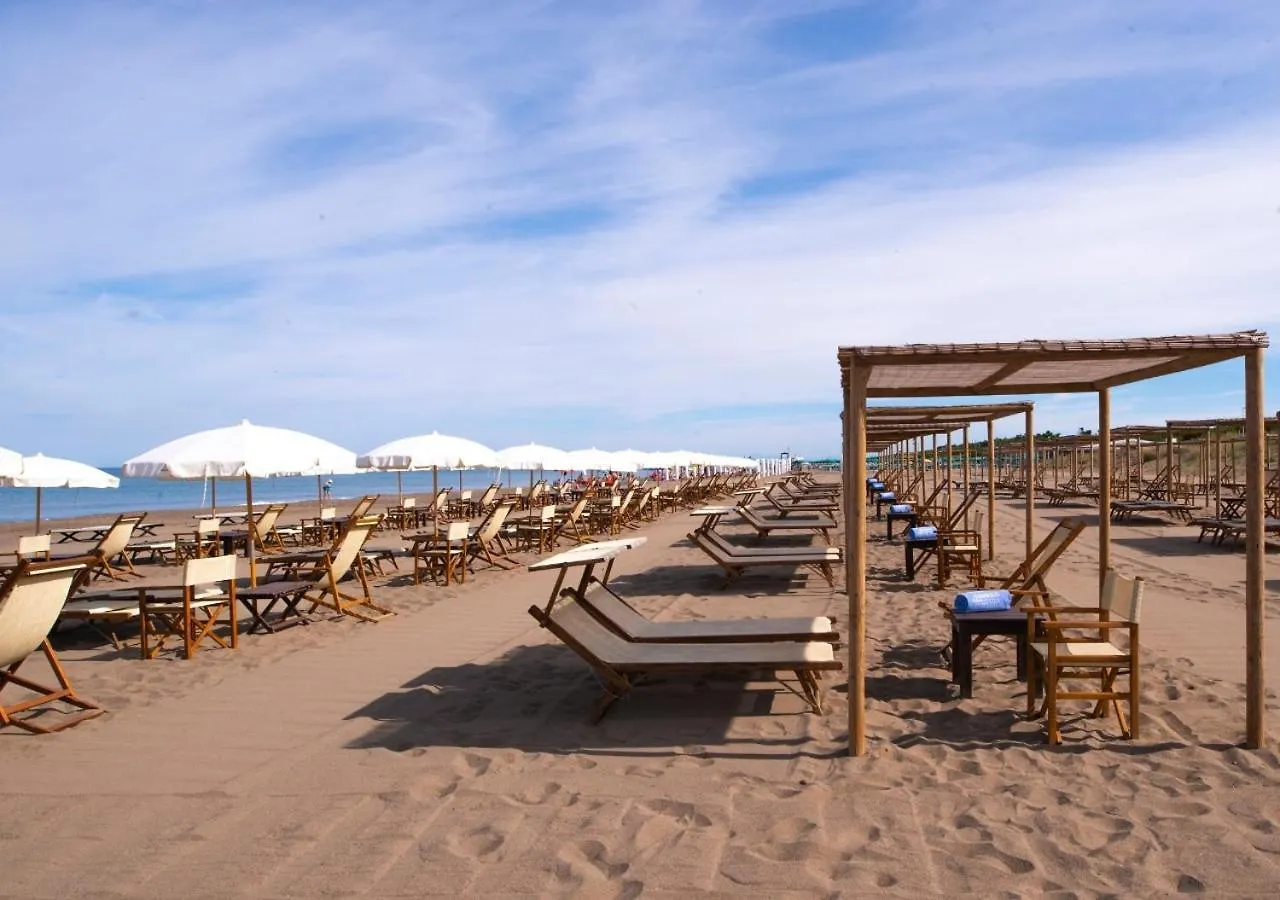 Tombolo Talasso Resort Marina di Castagneto Carducci 5*,