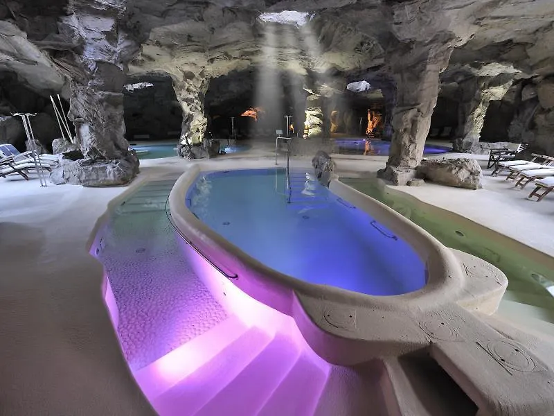 ***** Hotel Tombolo Talasso Resort Marina di Castagneto Carducci Italië