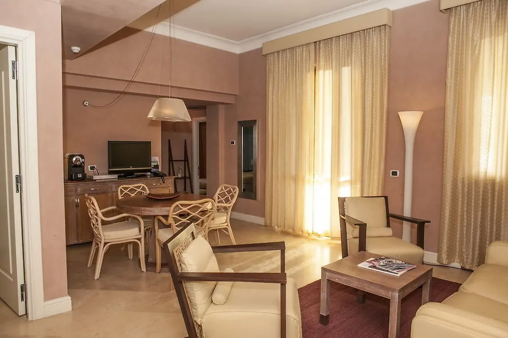 Tombolo Talasso Resort Marina di Castagneto Carducci 5*,